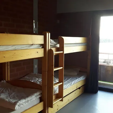 Domein Aan De Plas Hostel *